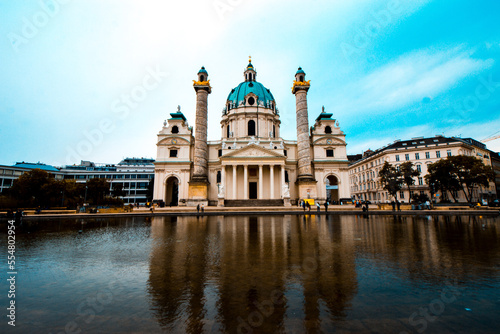 Karlskirche in Wien photo