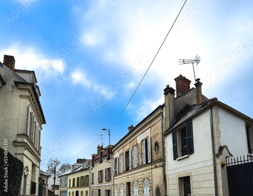 Street view of downtown Fontainebleau, France