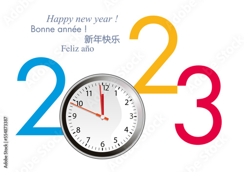 Carte de vœux 2023 avec un cadran de montre, lançant le compte à rebours pour le passage à la nouvelle année.