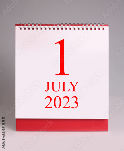 Simple desk calendar 2023 - July