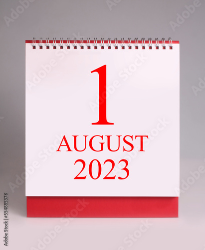 Simple desk calendar 2023 - August