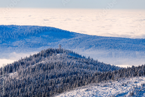 Masyw Śnieżnika, wieża widokowa na Trójmorskim Wierchu © Lukasz Struk