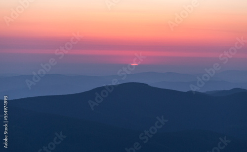 Wschód Słońca na Babiej Górze © Grzegorz