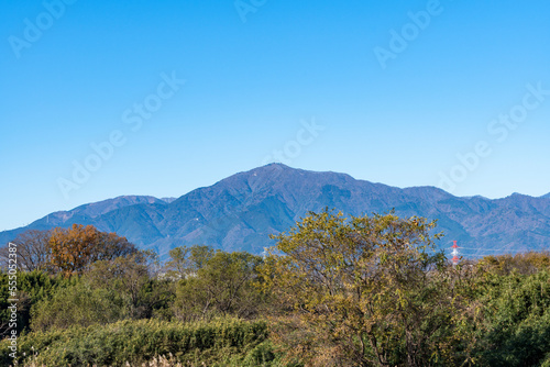 初冬の丹沢大山の風景