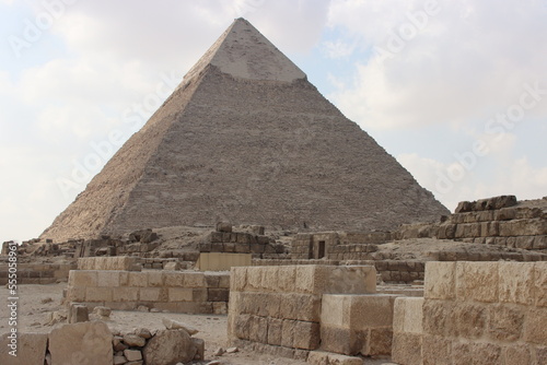 Pyramid of Khafre, Giza Pyramid complex, Cairo, Egypt.