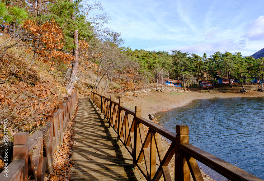 wooden bridge over the Boraboy lake