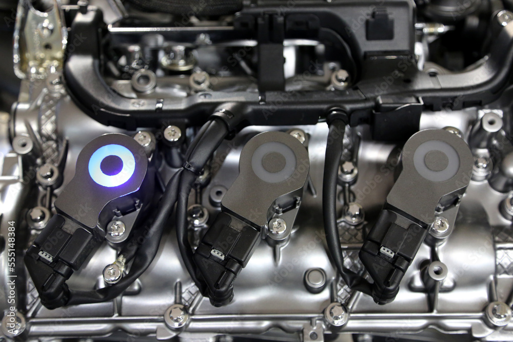Engine fuel injectors Engine fuel injectors