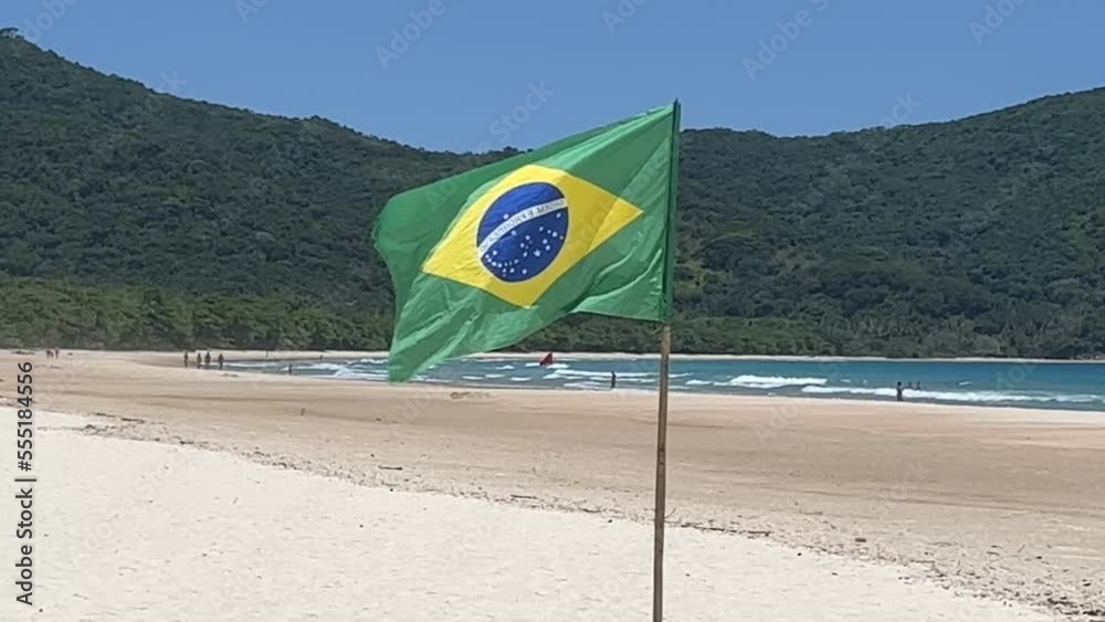 Bandeira Brasileira ao vento
