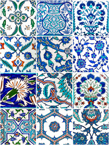 Canvas Print Set of handmade ceramic tiles from the 16th century in Topkapi Palace, Istanbul, Turkey