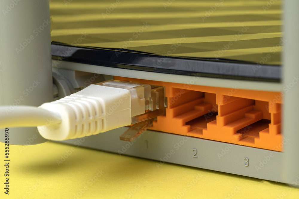 Connecting to a Wi-Fi router network Connecting to a Wi-Fi router network
