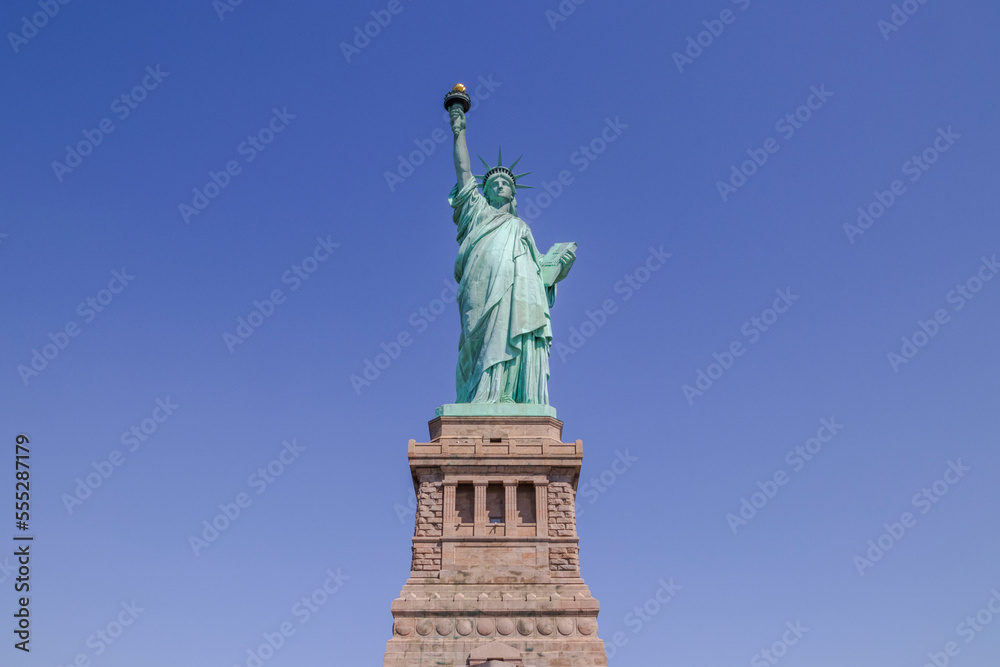 Fototapeta premium The Statue of Liberty (La Liberté éclairant le monde), Liberty Island, New York City, United States.