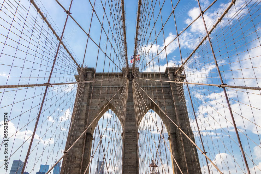Fototapeta premium Brooklyn Bridge and Manhattan skyline, New York City, United States.
