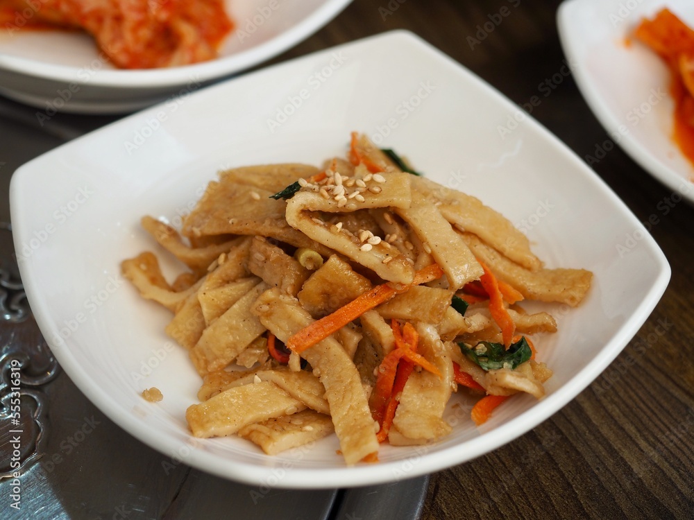 아시아 음식 어묵 볶음, 요리, 식사