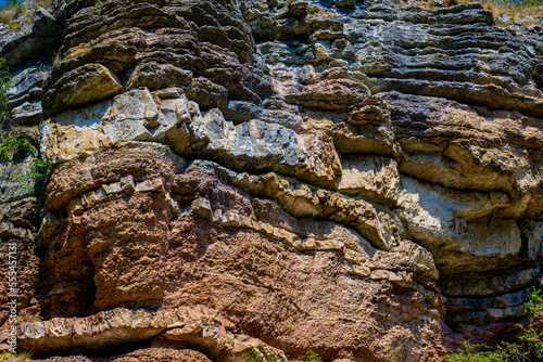 Geological formations at Bo...