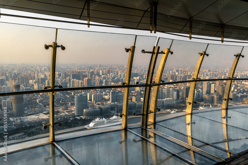 Fotografie window in skyscraper