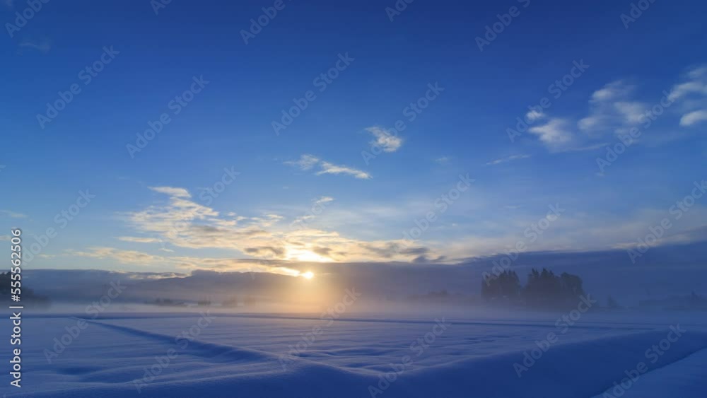 冬 雪景色 朝日 日の出 タイムラプス 12月 冬 雪景色 朝日 日の出 タイムラプス 12月