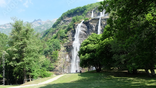 Wasserfall in der Nähe zum Comer See Italien Acquafraggia Waterfalls Cascate dell' Acquafraggia