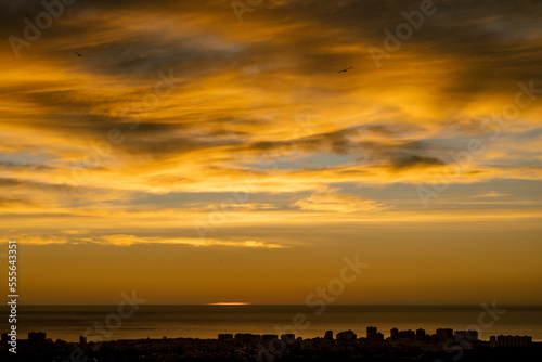 Fototapeta Naklejka Na Ścianę i Meble -  Niebo Wschód Słońca Chmury Ogień