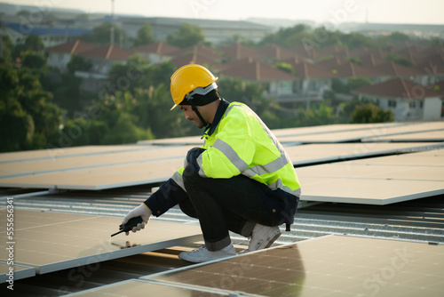 Wallpaper Mural Technicians provide quarterly solar cell maintenance services on the factory roof Torontodigital.ca