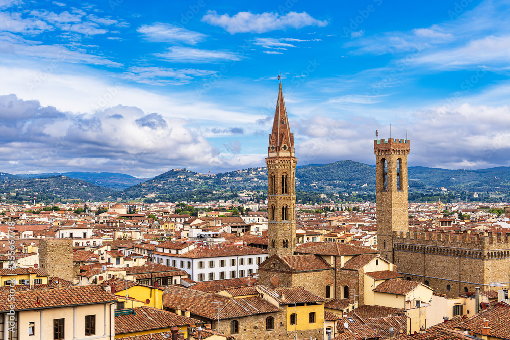Blick auf historische Gebäude in Florenz, Italien