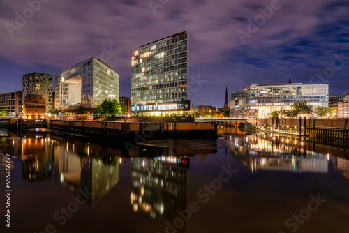 Hamburg bei Nacht © R.Bitzer Photography