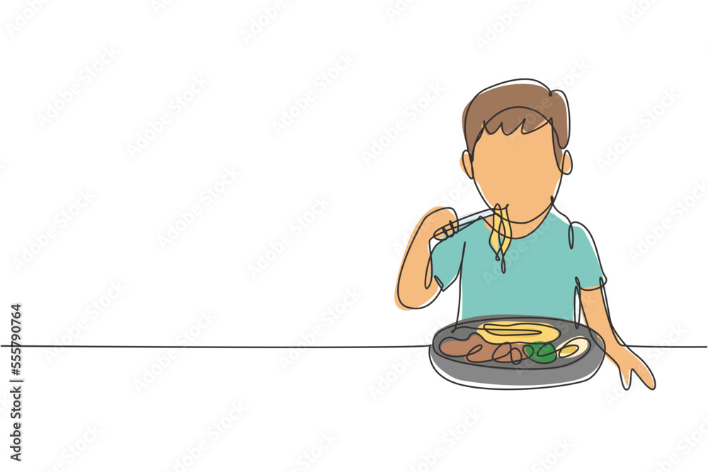 Single continuous line drawing boy having spaghetti meal with chopsticks around table. Enjoy lunch when hungry. Delicious and healthy food. Dynamic one line draw graphic design vector illustration Single continuous line drawing boy having spaghetti meal with chopsticks around table. Enjoy lunch when hungry. Delicious and healthy food. Dynamic one line draw graphic design vector illustration