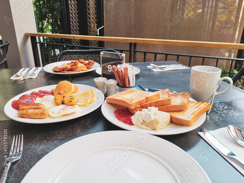 Hotel morning meal , best food for breakfast , healthy food recipes .
