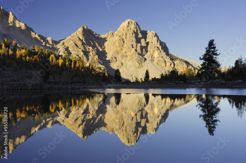 Lago Verde, Eisengabel Peak, Furcia Dai Fers, Fanes Alps, Fanes-Senes-Braies Natural Park, South Tyrol, Italy photo