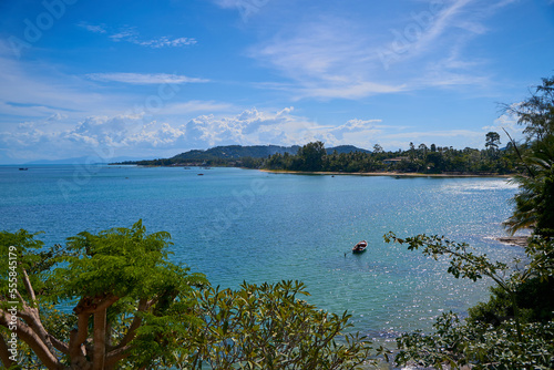 A bay with turquoise sea water on the Thai island of Samui