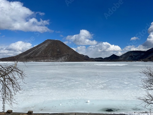 氷の湖