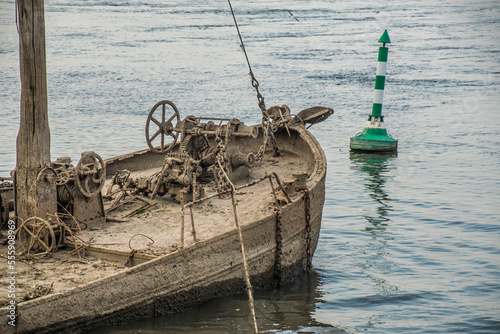 Photography Wrack des Aalschokkers Conny am Silbersee in Dormagen
