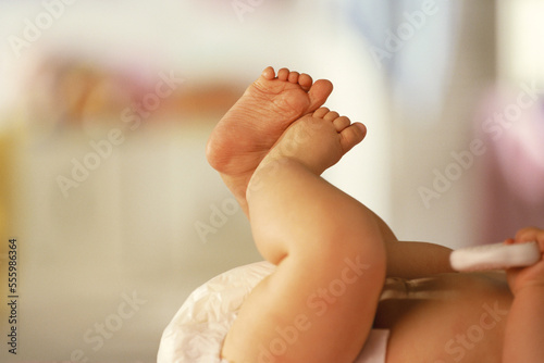 Wallpaper Mural Baby's Legs Torontodigital.ca