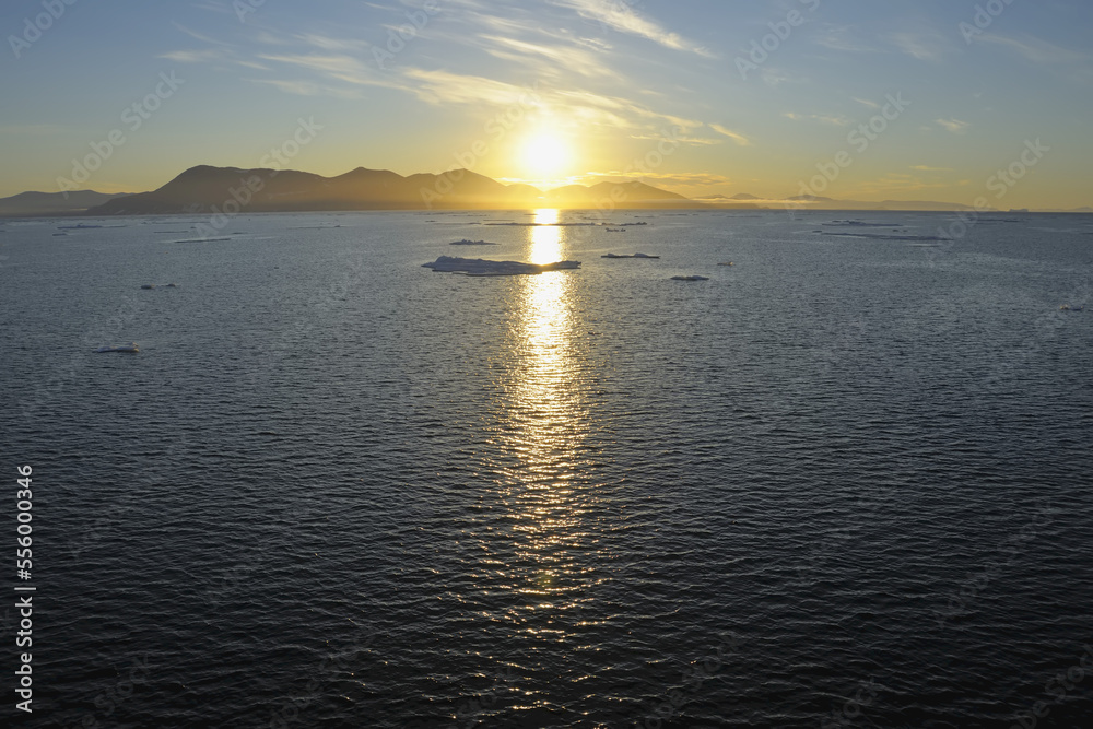 Iceberg, Kejser Franz Joseph Fjord, Greenland Iceberg, Kejser Franz Joseph Fjord, Greenland