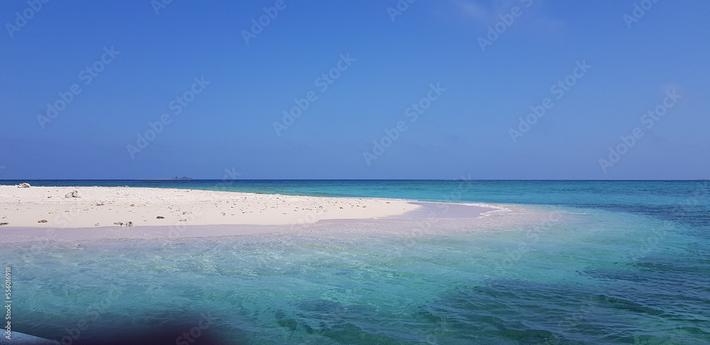 Fototapeta premium Papel tapiz playa agua azul El Peyote Veracruz Pesca Arena blanca