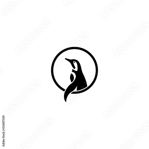 Penguin vector illustration for icon, symbol or logo. penguin flat logo