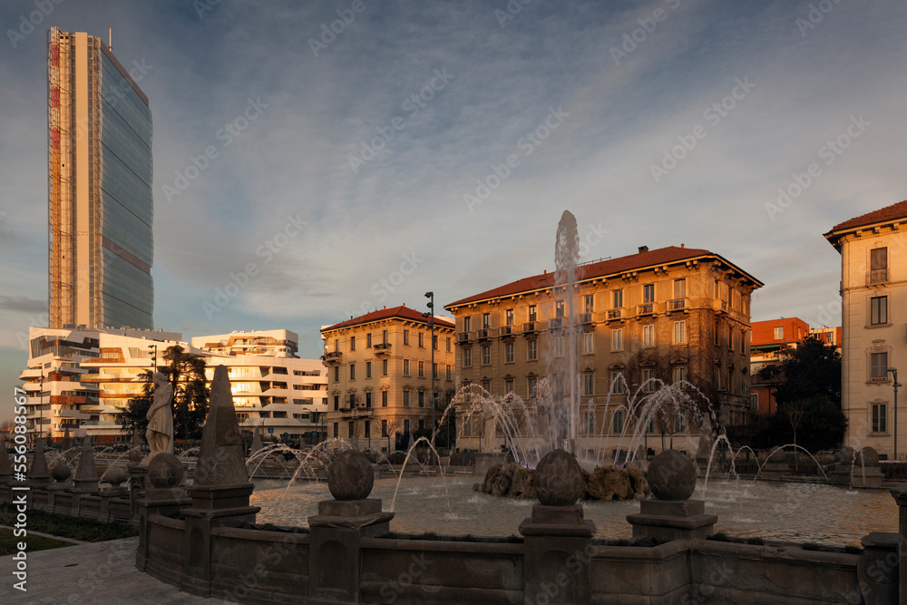 Milano.Fontana delle Quattro Stagioni a Piazza Giulio Cesare
