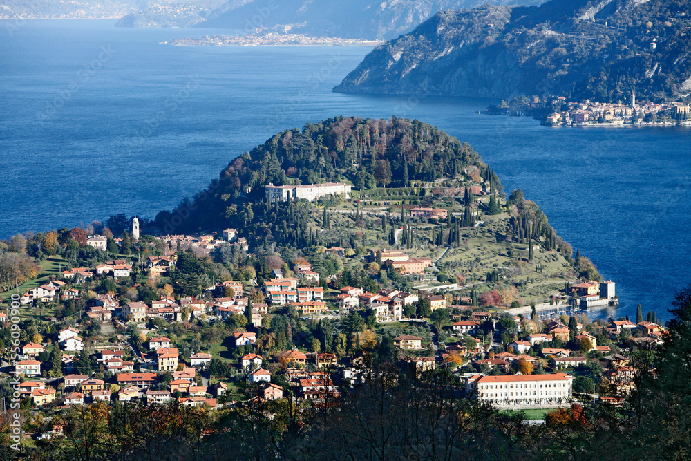 Il lago di Como e Bellagio, vista dalla Madonna del Ghisallo, Lecco, Italia.