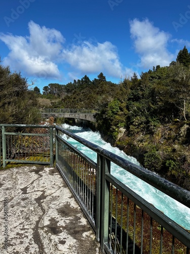 フカ滝 タウポ ニュージーランド