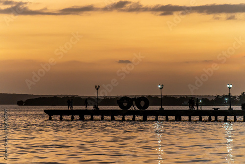 Atardecer en el Muelle