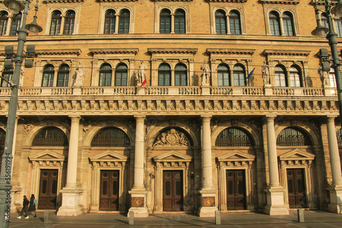 the facade of the Corvinus University