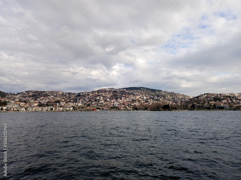 sea and rocks, Unterwegs am Schiff in Istanbul 