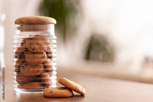 Fotografiet Close-up of cookie jar on kitchen table