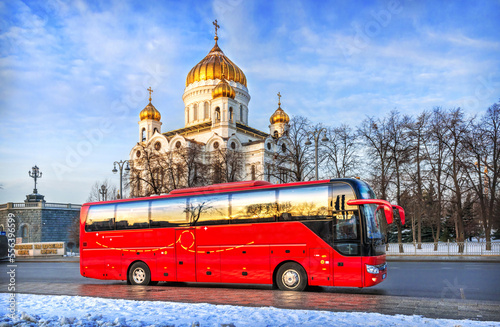 Red bus  Unforgettable Moscow  on the Prechistenskaya embankment of the Moscow River  Cathedral of Christ the Savior  Moscow
