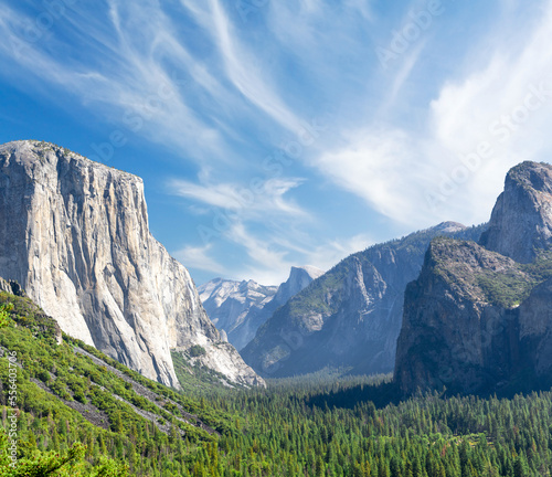 El Capitan mountain in Yosemite National Park