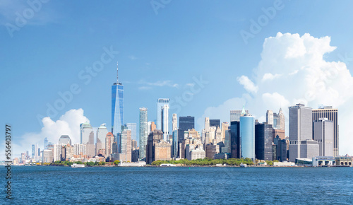 New York City skyline © karandaev