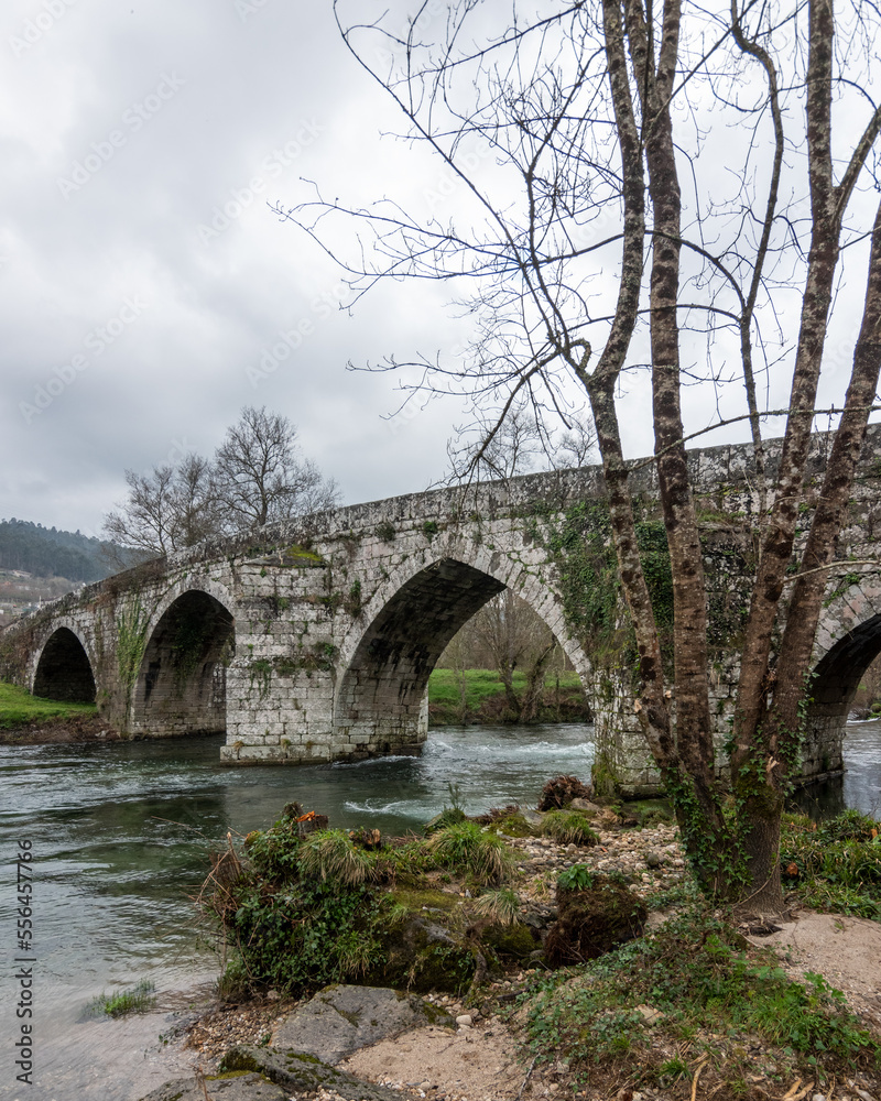 Puente medieval de Cernadela (Mondariz, Galicia)