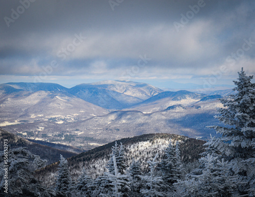 Winter Mountains
Views from Mount Equinox in Vermont
12.26.22