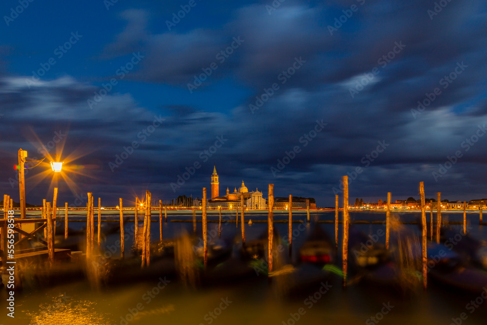 beautiful landscapes of Venice , night photography of Europe 