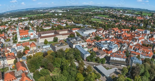 Die nördliche Innenstadt von Kempten im Allgäu im Luftbild, Stadtpark, Residenz und Basilika St. Lorenz