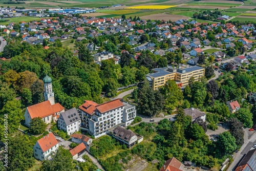 Luftbild von Burtenbach in Schwaben - rund um den Schertlinpark